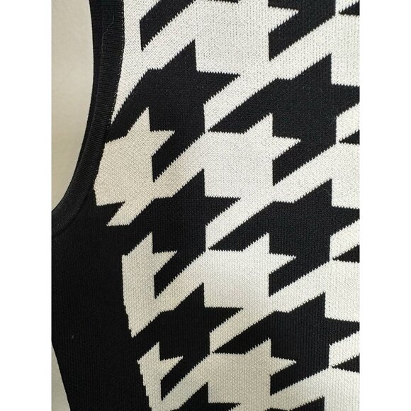Calvin Klein Black & White Houndstooth Knit Sheath Dress SIze Medium Work Career - Picture 2 of 6